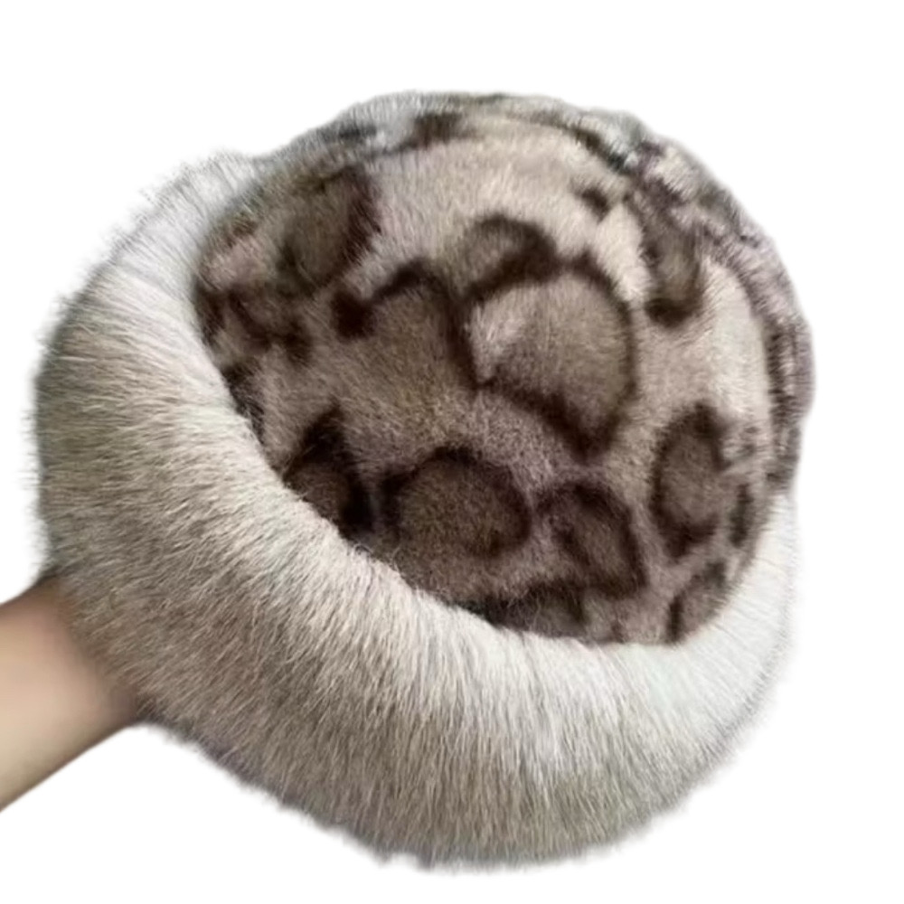 NEW: Leopard Print Faux Fur hat - Picture 5 of 5